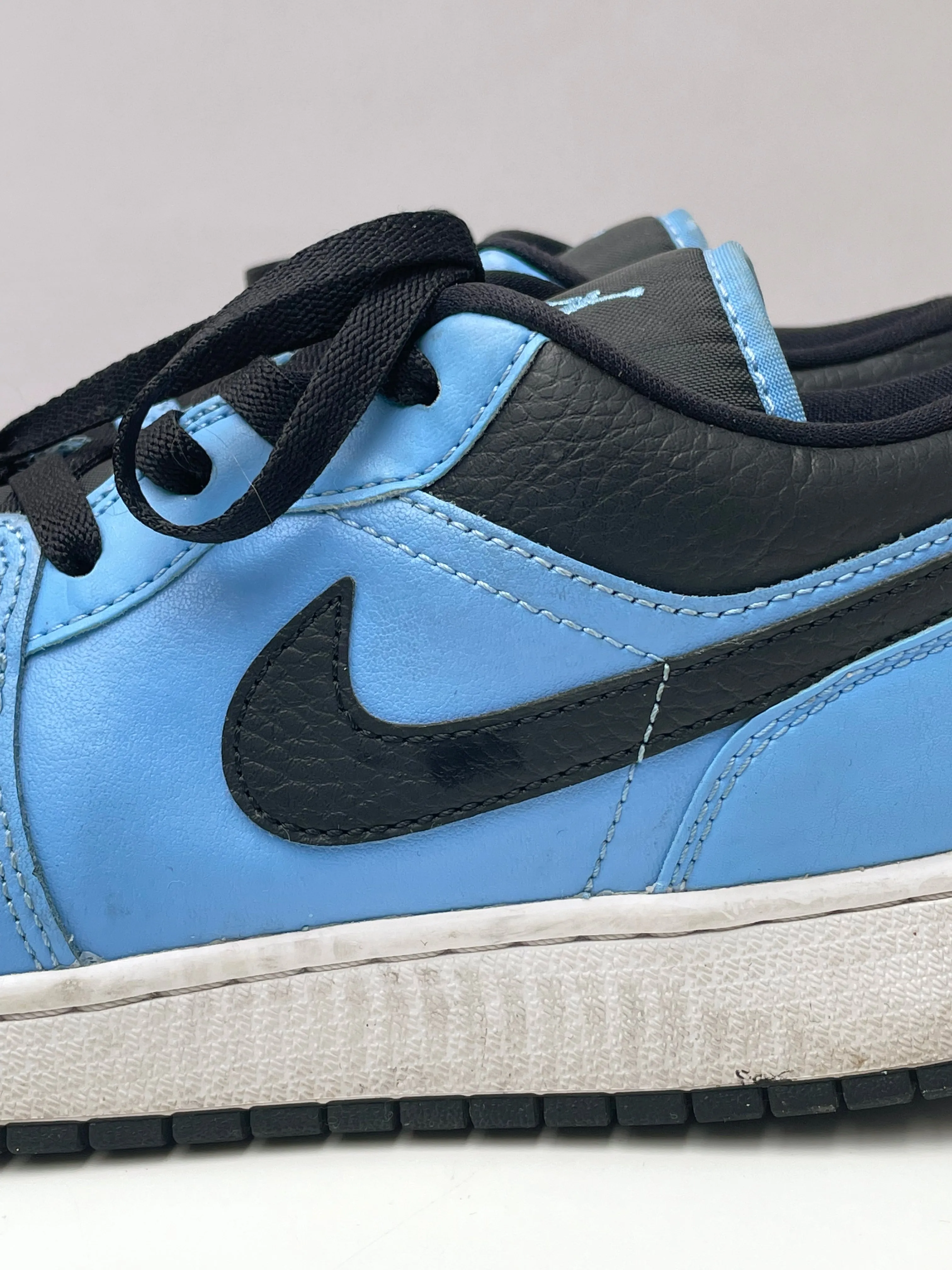 Air Jordan 1 Low Blue Black sneakers