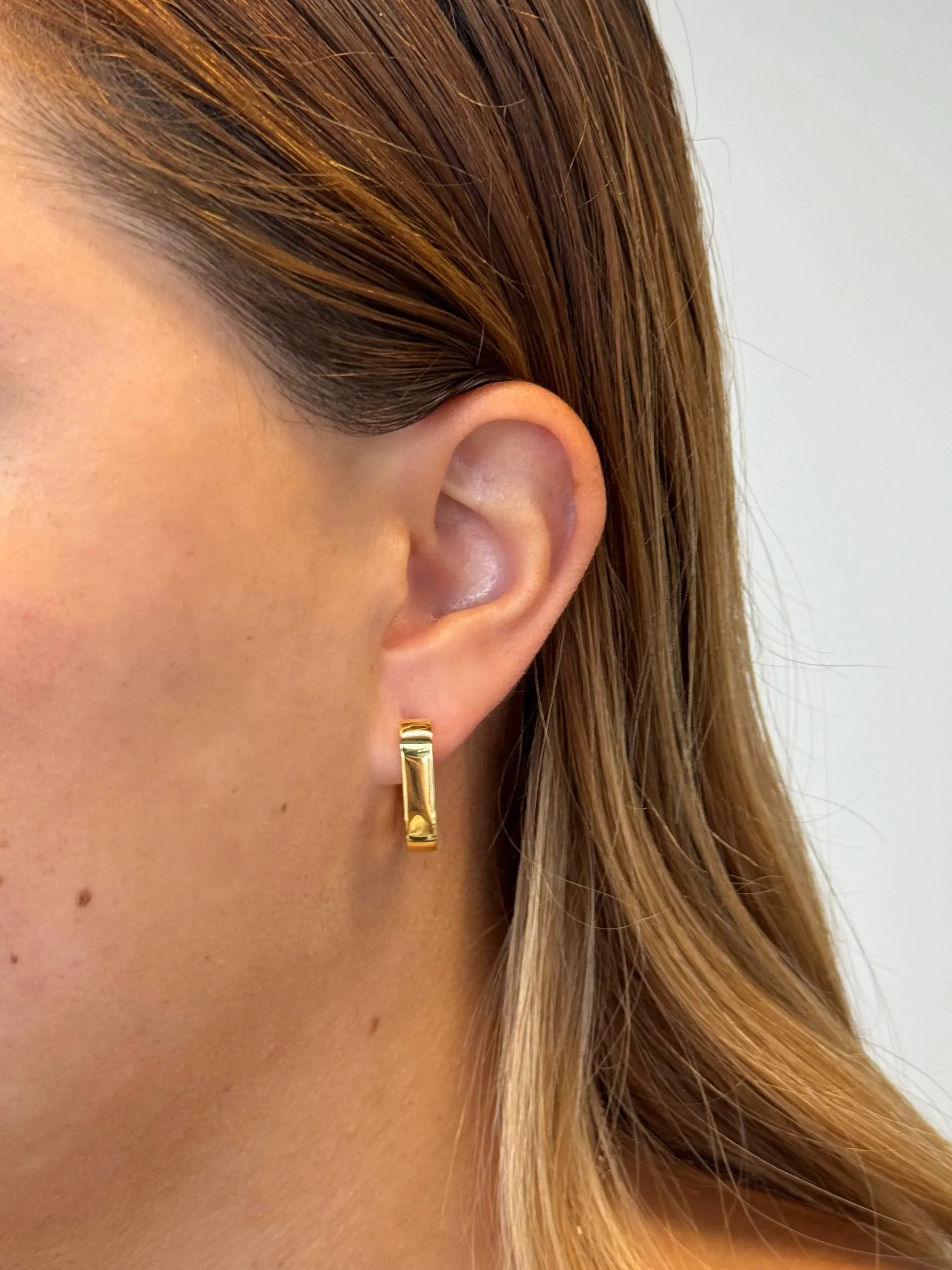 Cassie Hoop - Gold
