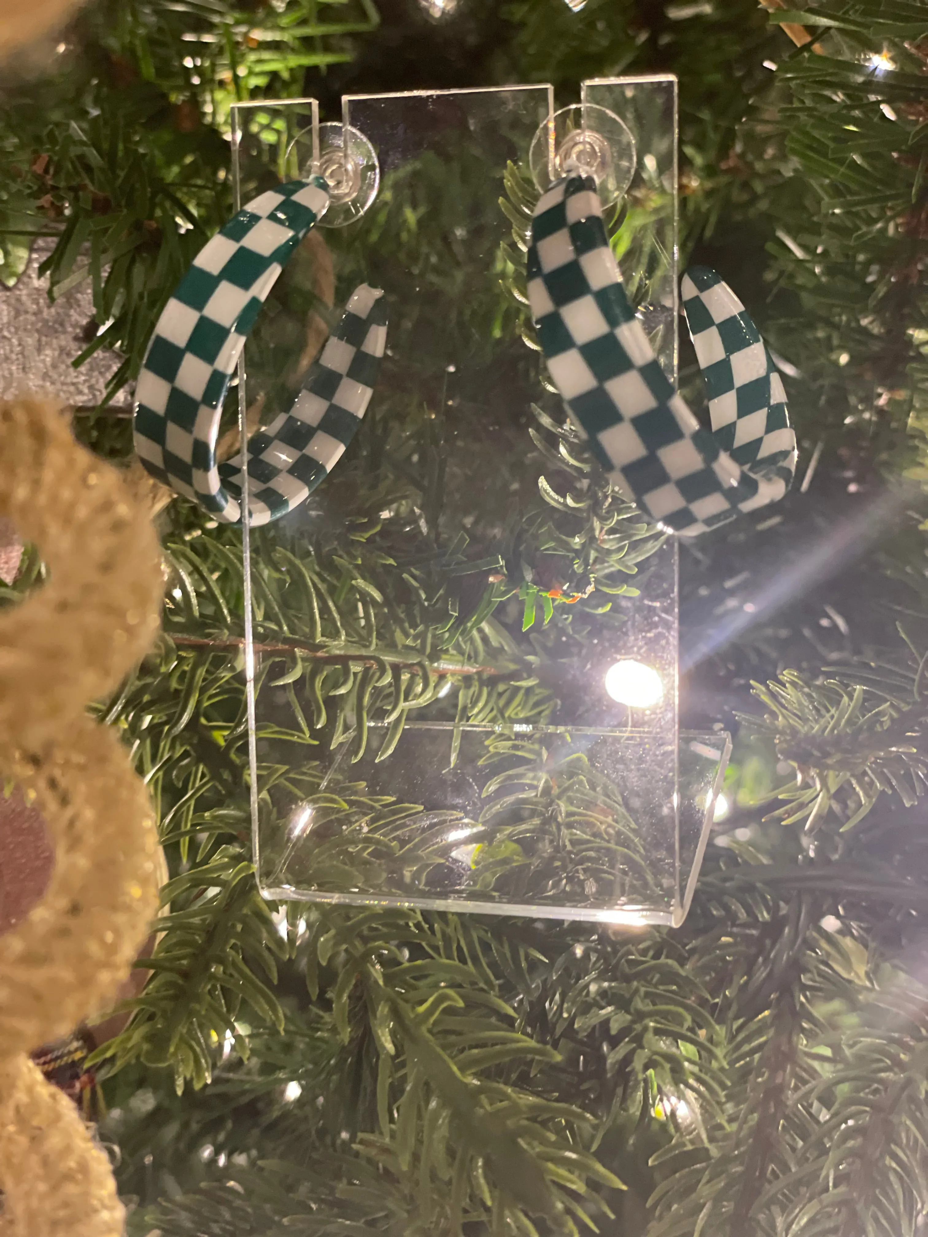 Checkered Hoops