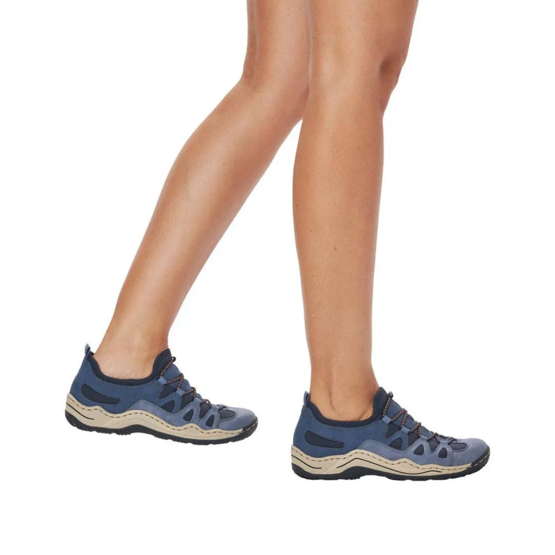 L0546 Slip-On Sneaker