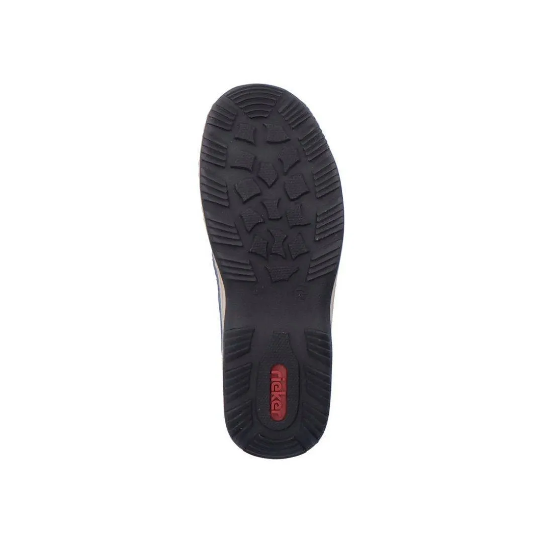L0546 Slip-On Sneaker
