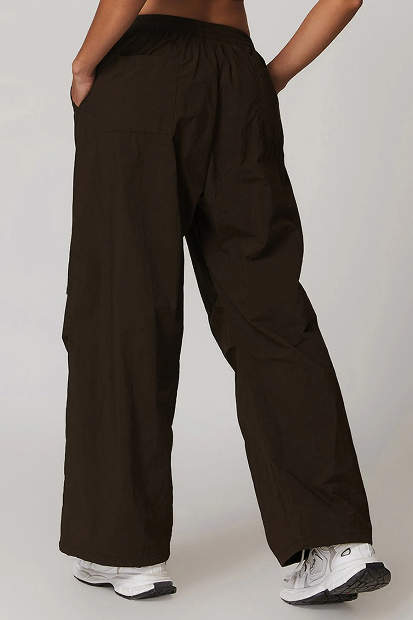 Lightweight Windbreaker Parachute Pants - Black