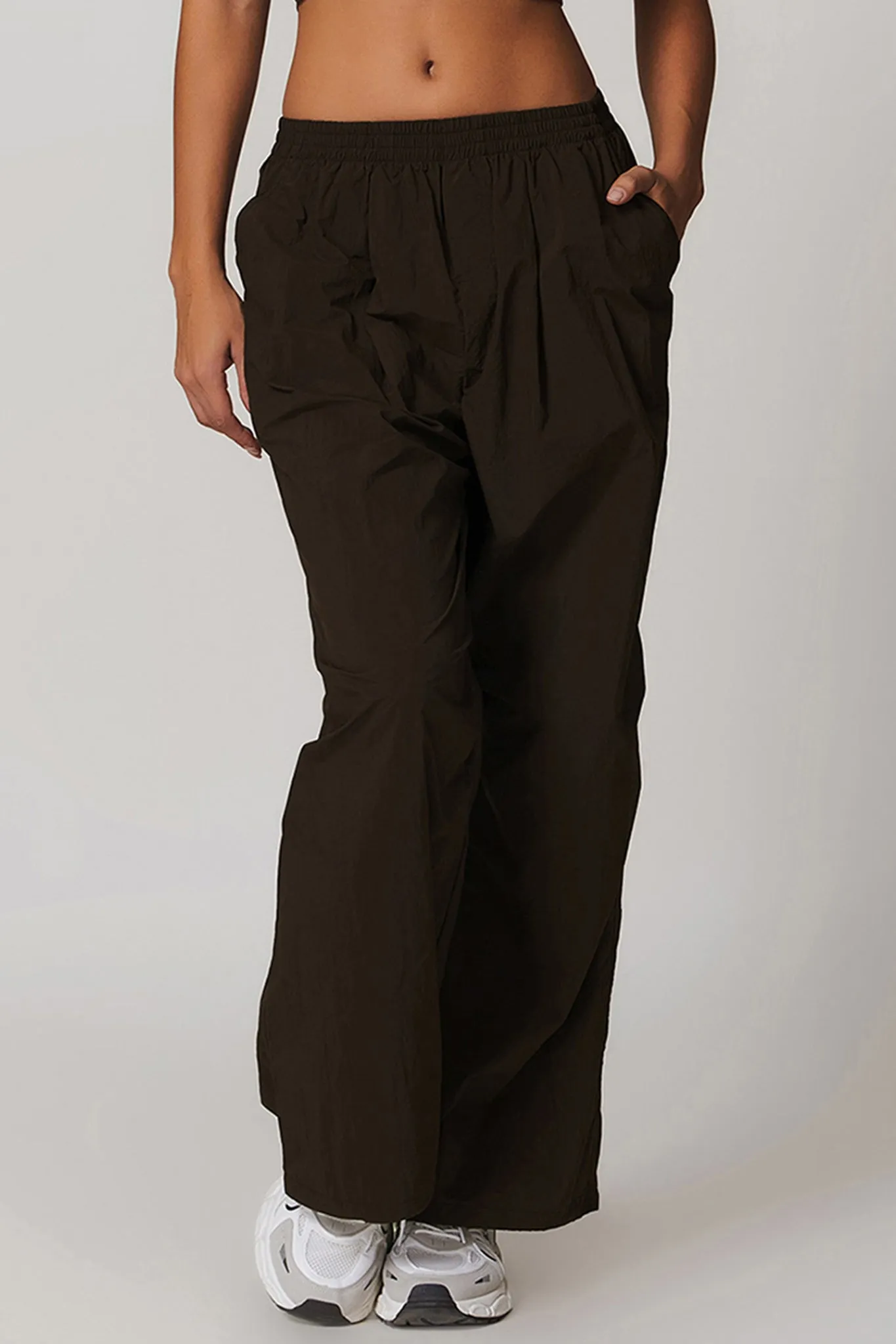 Lightweight Windbreaker Parachute Pants - Black