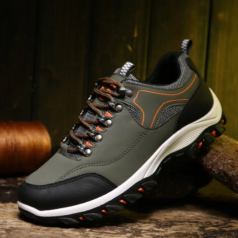 Men's Laced Outdoor Anti Slip Sneakers