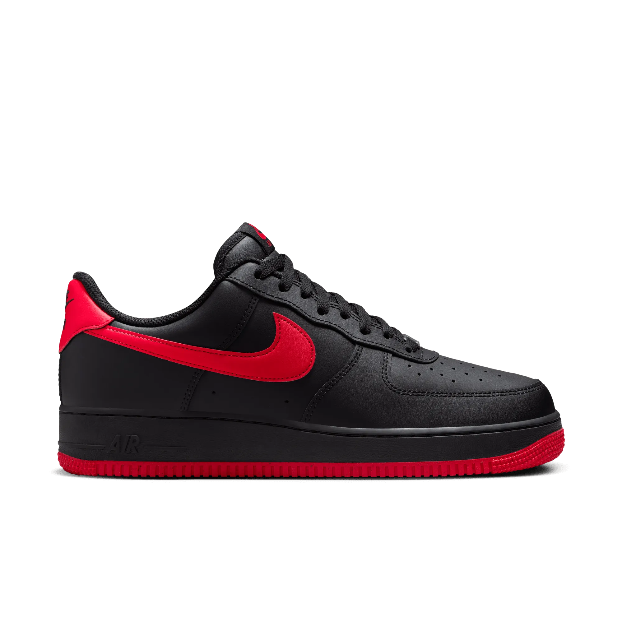 NIKE AIR FORCE 1 '07 MEN'S SHOES