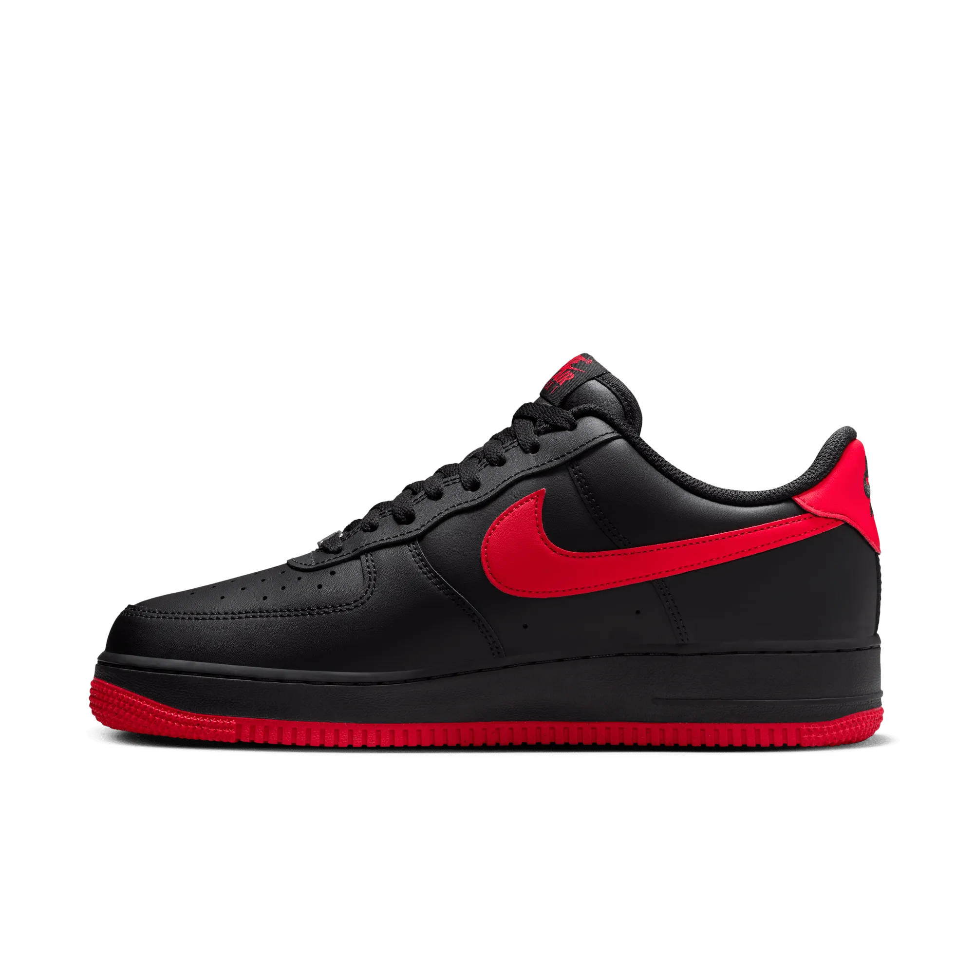NIKE AIR FORCE 1 '07 MEN'S SHOES