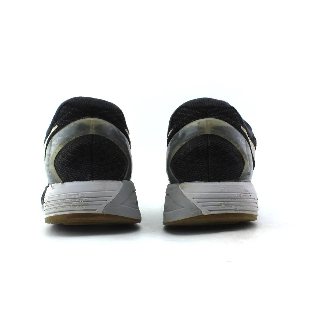 NIKE  AIR ZOOM ODYSSEY