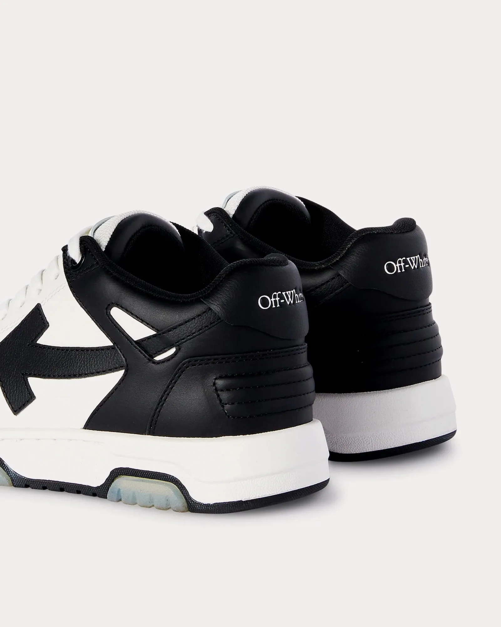 Out Of Office Leather Black / White Low Top Sneakers