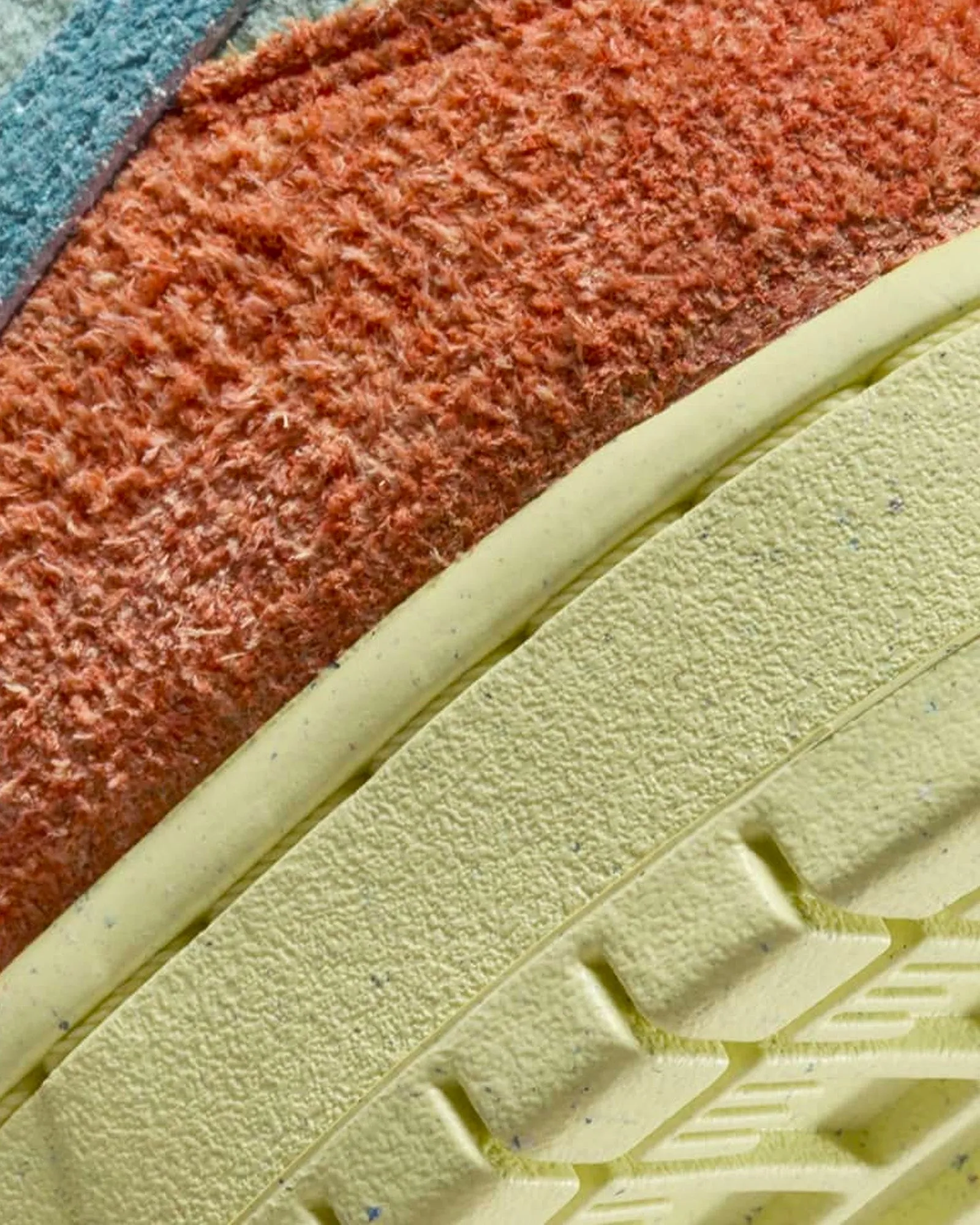 SB Dunk Low Orange / Emerald Rise Low Top Sneakers