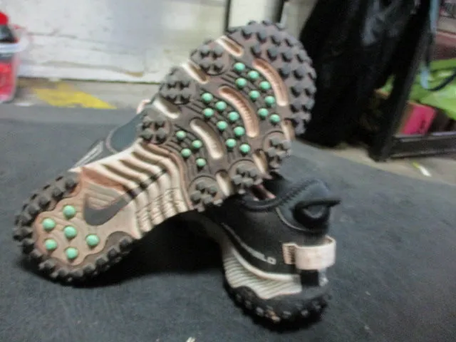Used Nike Turf Cleats Size 4Y