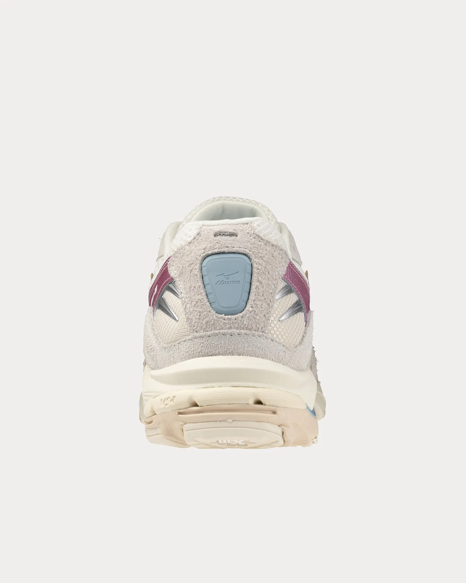 Wave Rider 10 White Sand / Shifting Sand / Snow White Low Top Sneakers