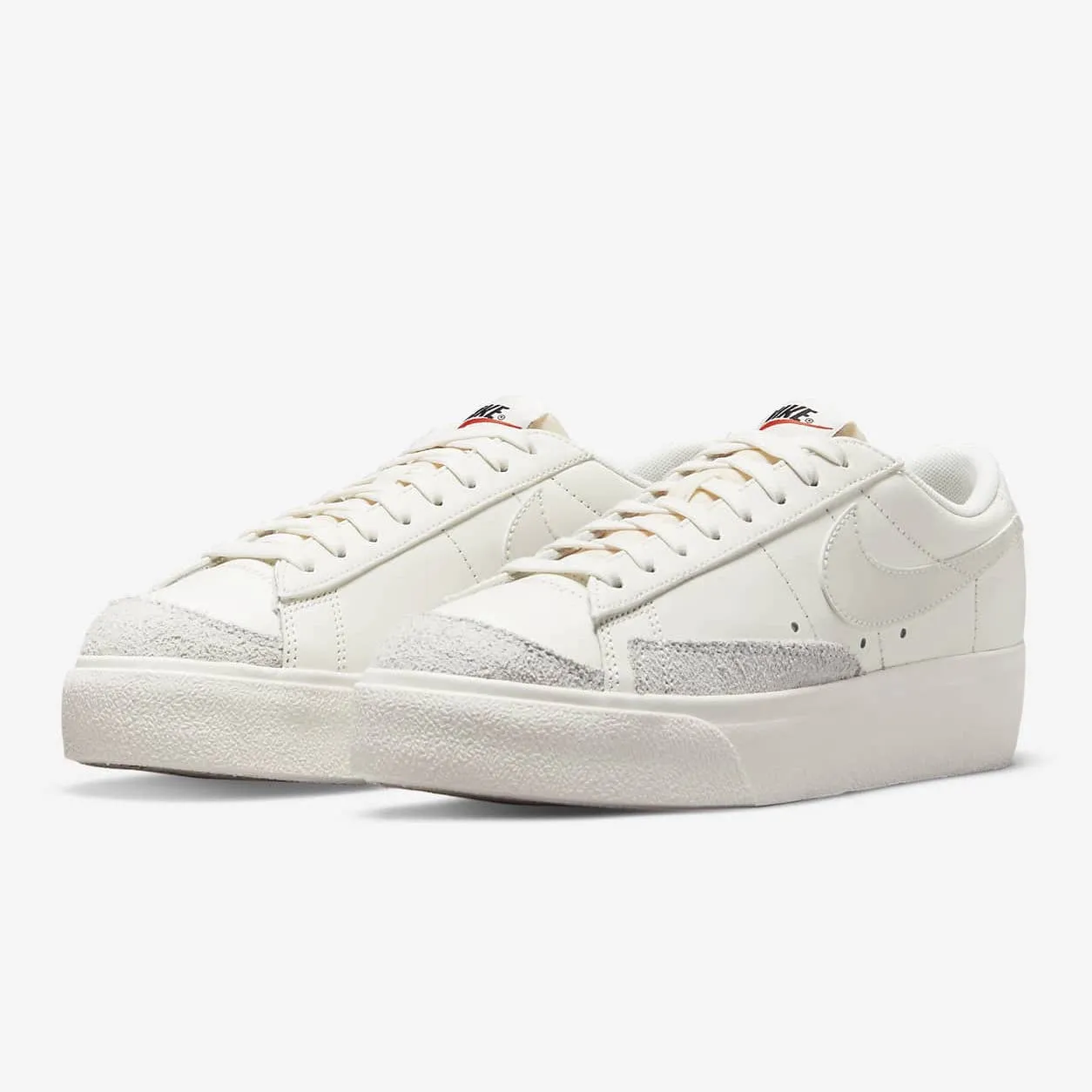 Women's Nike Blazer Low Platform (White/Sail/Grey)(DJ0292-105)