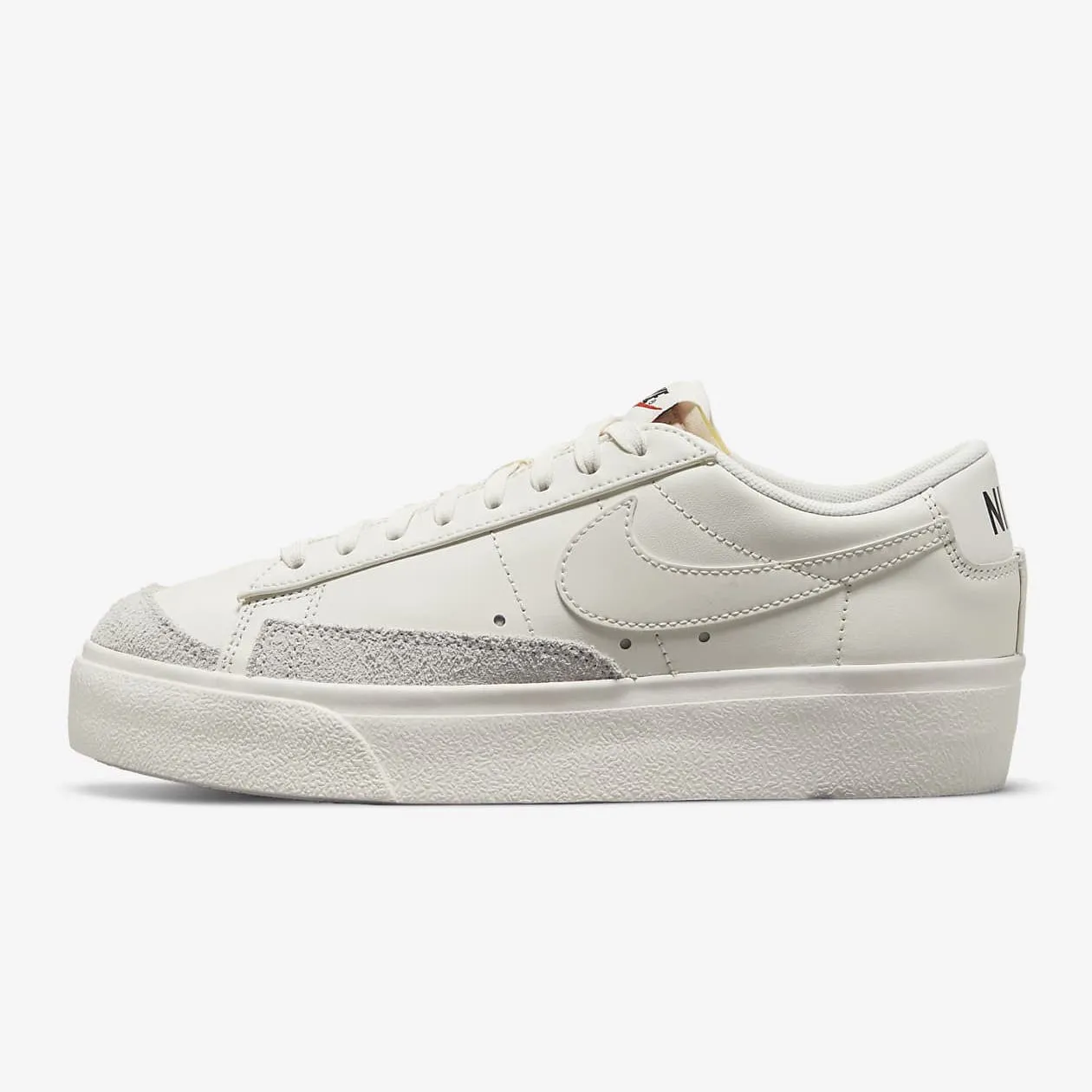 Women's Nike Blazer Low Platform (White/Sail/Grey)(DJ0292-105)